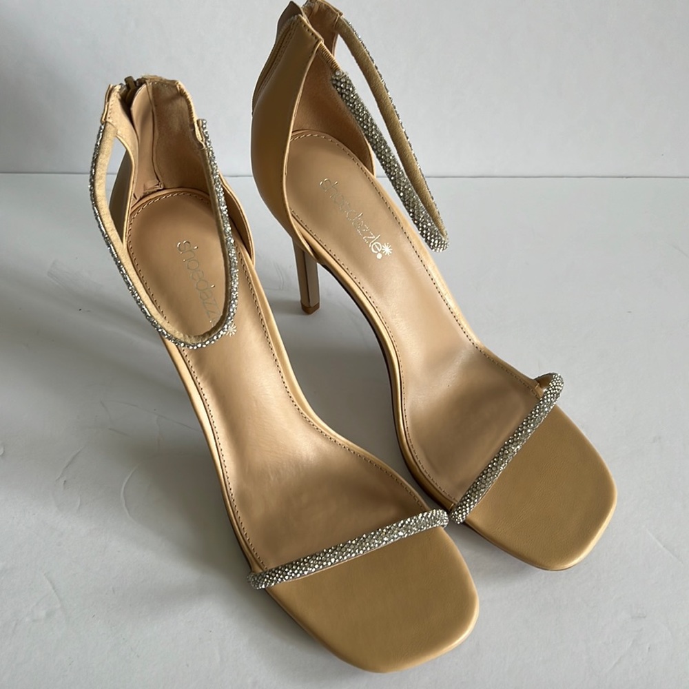 New Shoe Dazzle nude Stiletto Heels with rhinestone straps